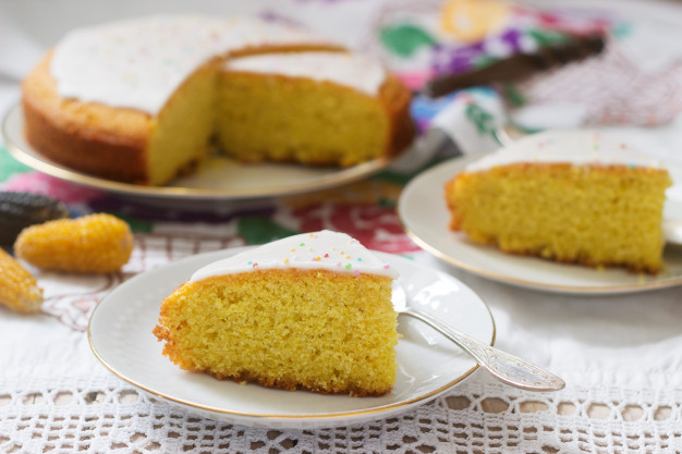 Sweet Cornmeal Cake Recipe