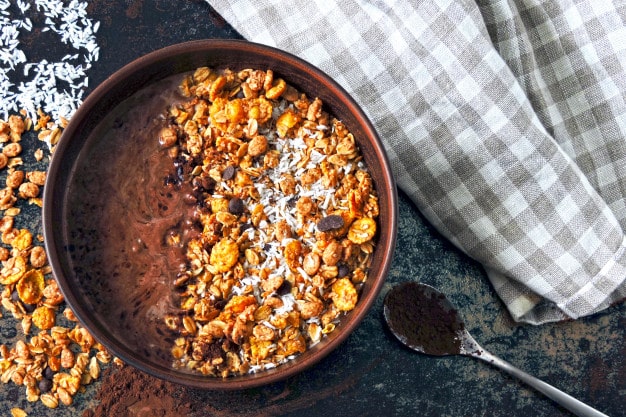 Granola with coconut and cacao nibs recipe