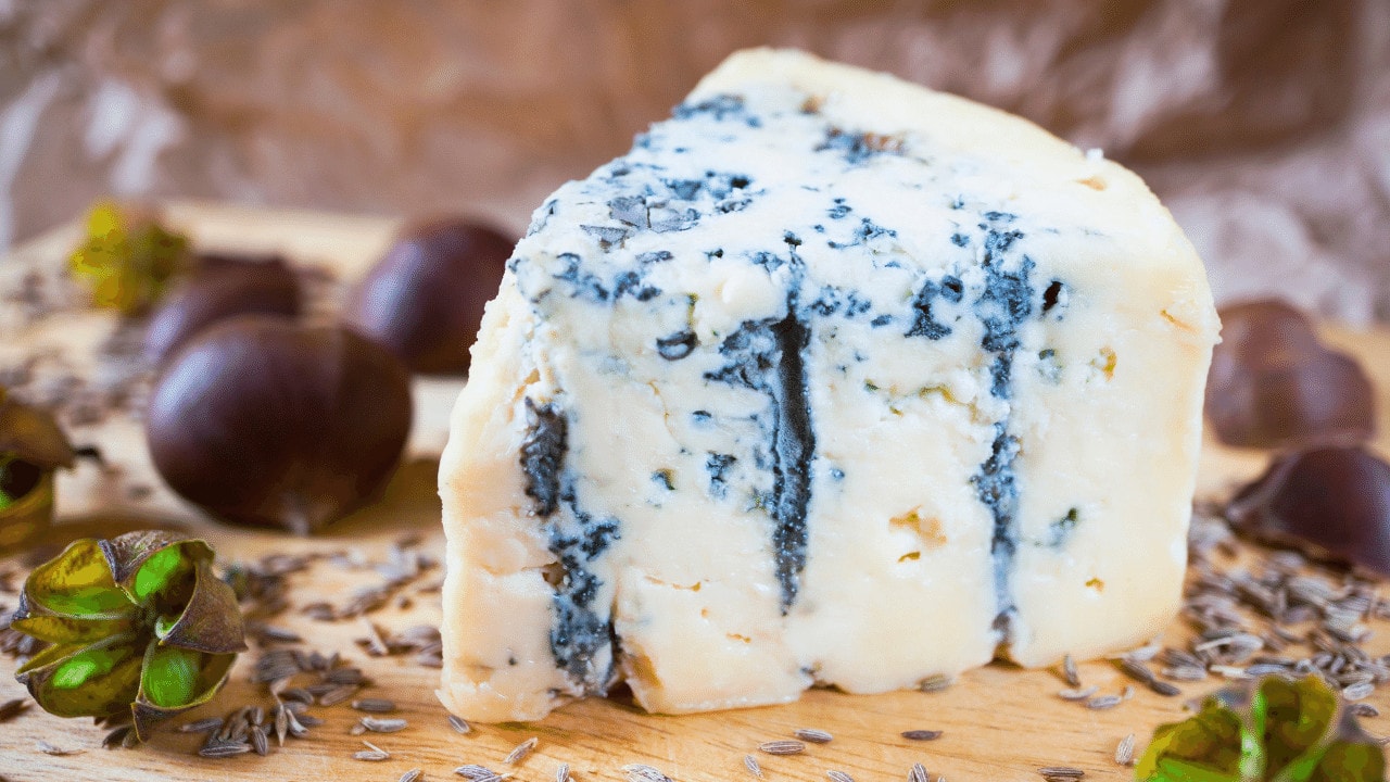 Can-You-Freeze-blue-cheese