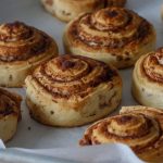 How To Not Burn The Bottom Of Cinnamon Rolls? [4 Exclusive Tips]