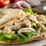 What To Serve With Chicken Pitas [7 Dishes]