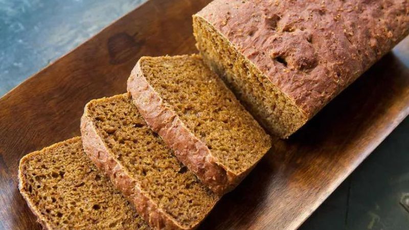 What-to-Eat-with-Anadama-Bread